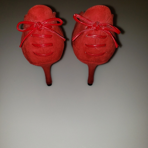 red suede shoes - Picture 4 of 4